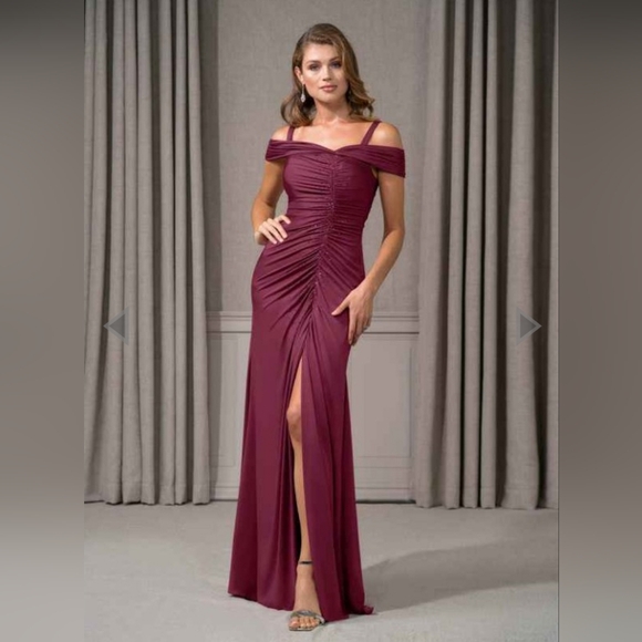 Azazie York Mulberry Off-Shoulder Floor-Length Evening Gown Dress - Picture 6 of 16